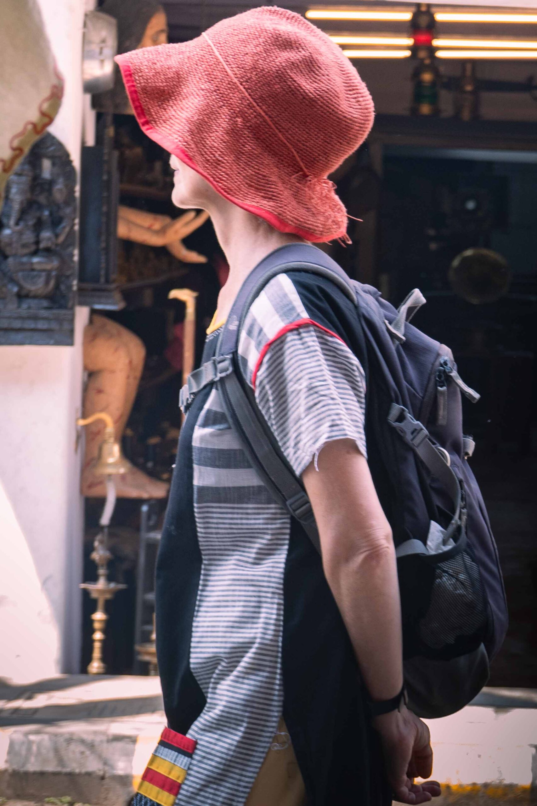 turist in jew town , fort kochi, kochi,kerala, India, firstman.earth