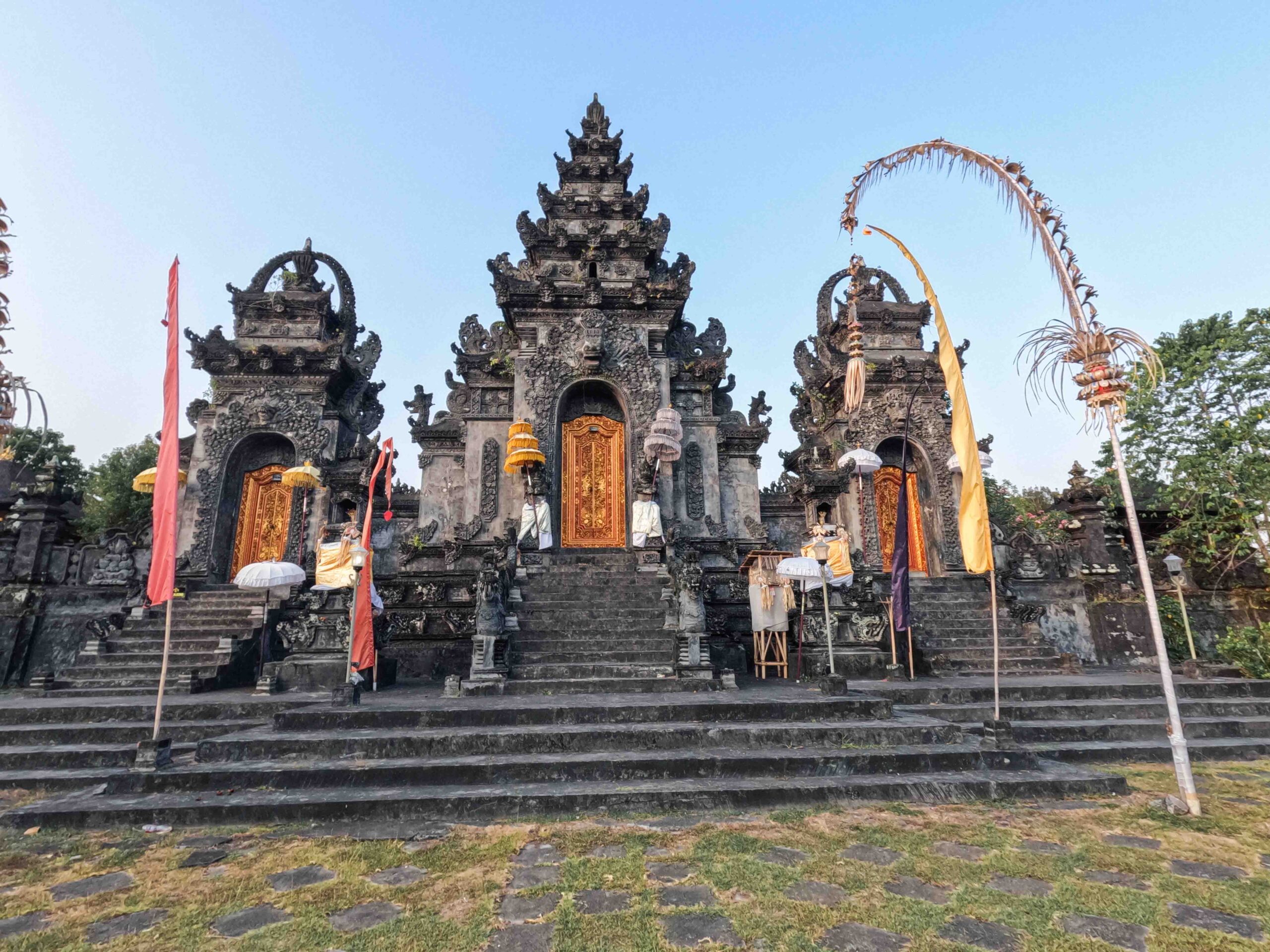 Medewi, bali, Indonesia, firstman.earth